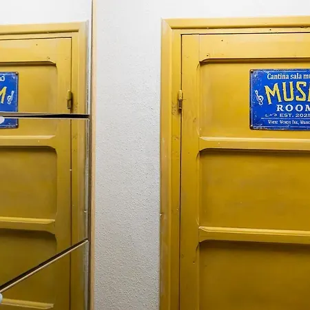 La Casa Della Musica شقة Carpasio